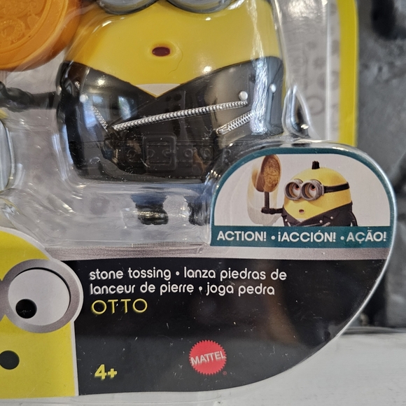 Illumination Presents Minions the Rise of Gru - Stone Tossing Otto Figure - NEW - Picture 8 of 8